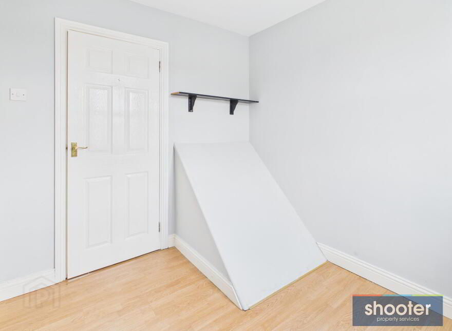 2 Blackthorn Grange, Newry, BT34 2TF