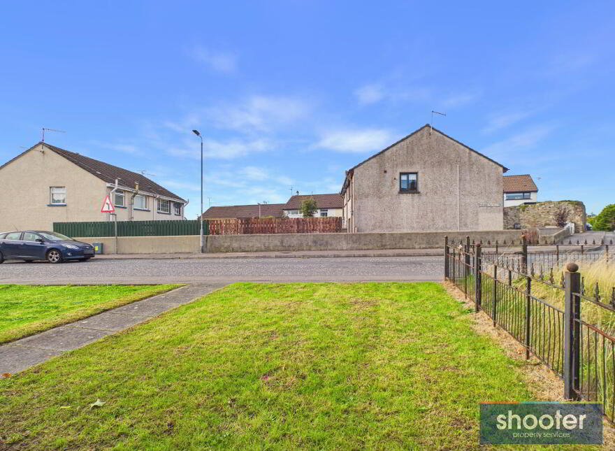 2 Blackthorn Grange, Newry, BT34 2TF