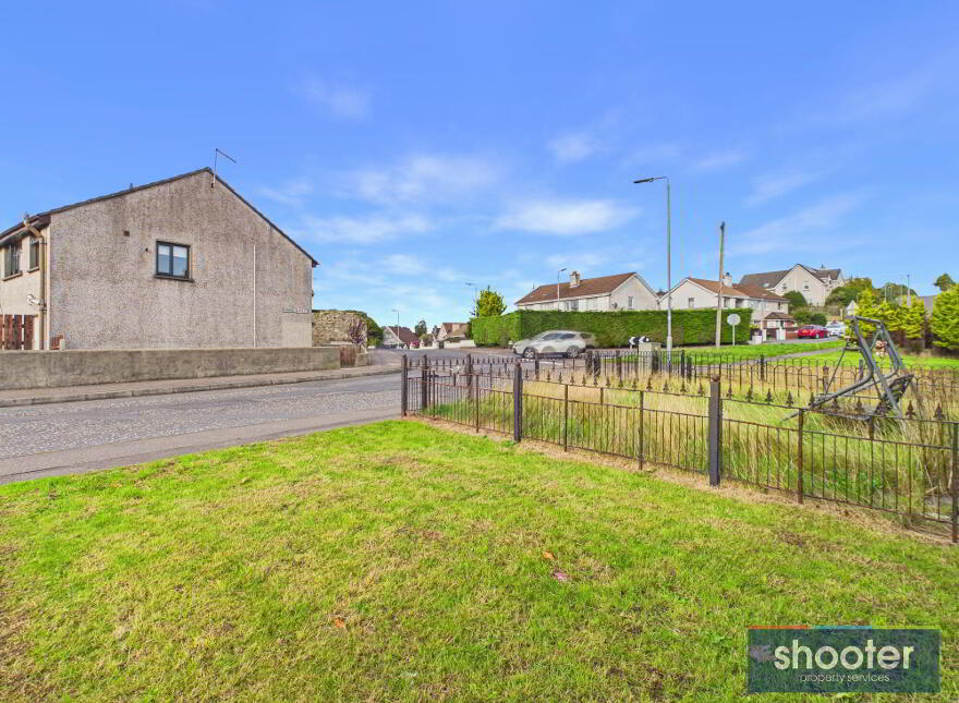 2 Blackthorn Grange, Newry, BT34 2TF