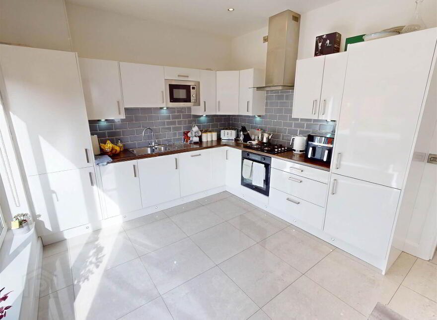 25 Blaris Meadows, Lisburn, BT27 5WN