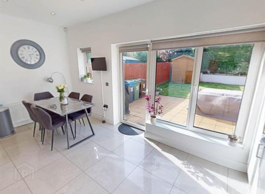 25 Blaris Meadows, Lisburn, BT27 5WN