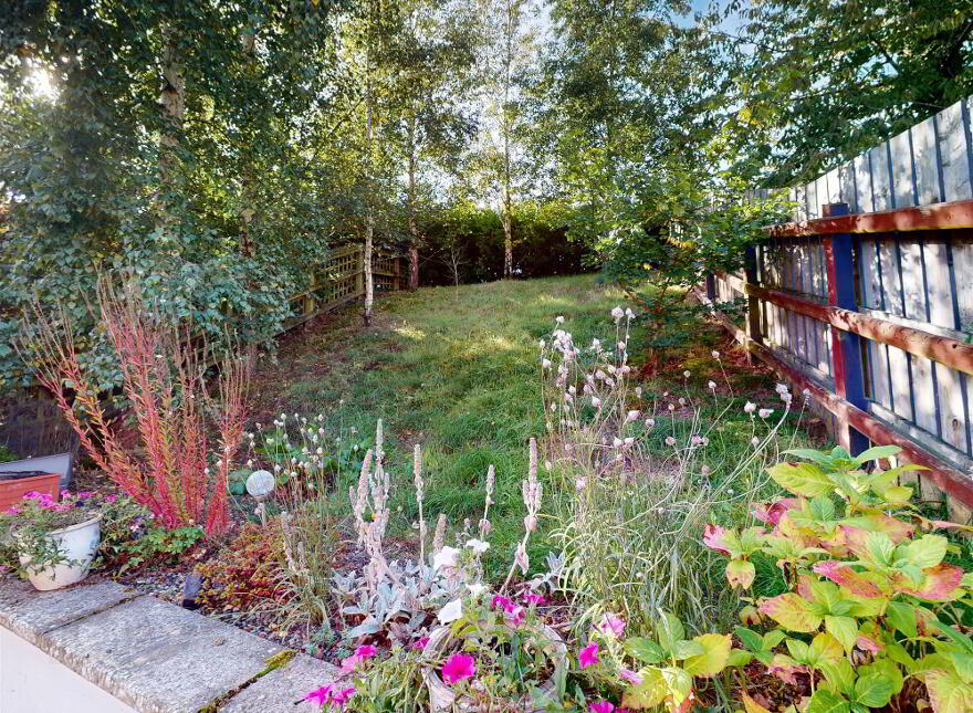 25 Blaris Meadows, Lisburn, BT27 5WN