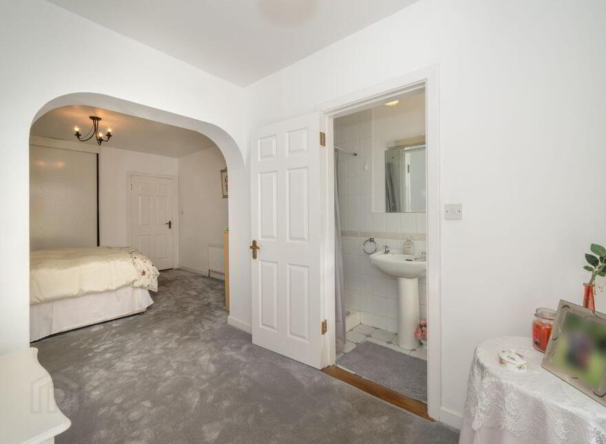 Erriff, Brooklodge, Glanmire, T45HY33