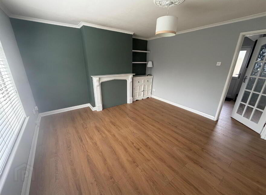6 The Hill, Groomsport, Bangor, BT19 6JS