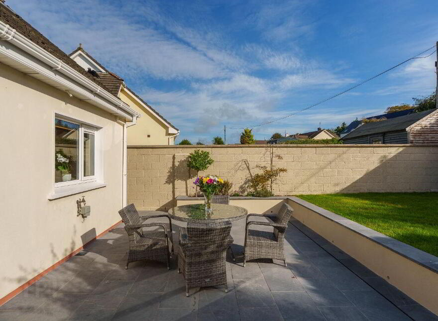 75 The Cotswolds, Castleredmond, Midleton, P25VW64