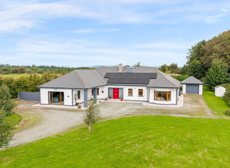 St. Pio, Knockskimolin, Oulart, Gorey, Y25W593