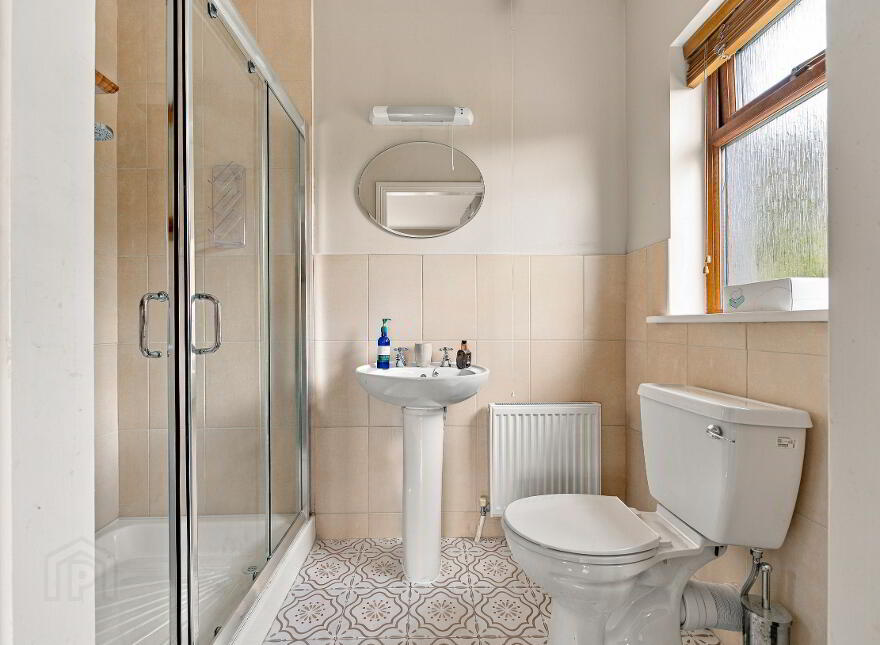 St. Pio, Knockskimolin, Oulart, Gorey, Y25W593