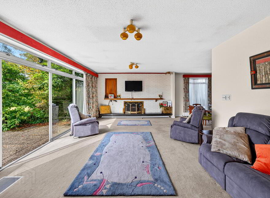Mount Vista, Creaghduff, Coosan, Athlone, N37E2Y3