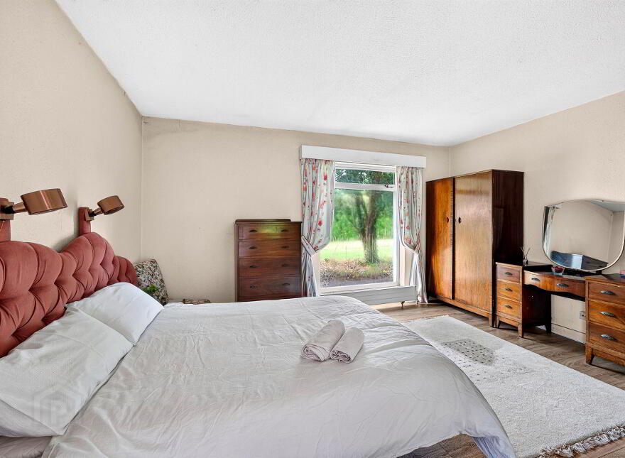 Mount Vista, Creaghduff, Coosan, Athlone, N37E2Y3