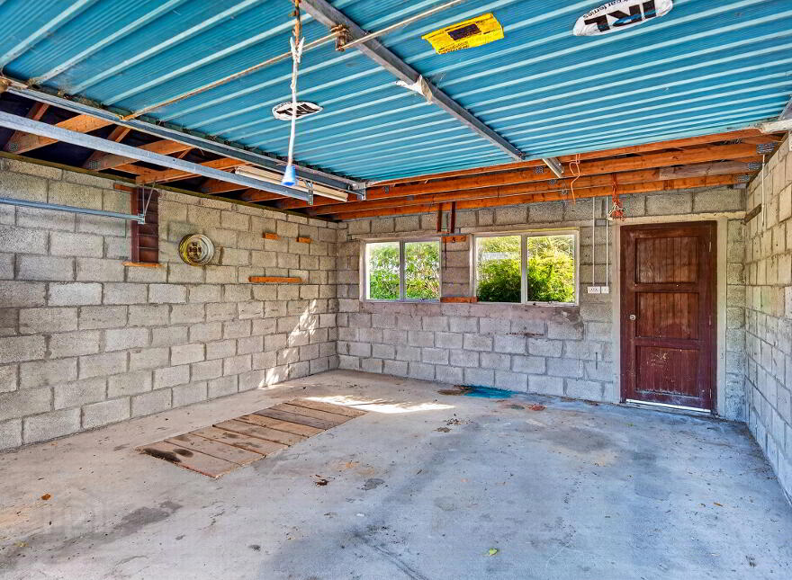 Mount Vista, Creaghduff, Coosan, Athlone, N37E2Y3