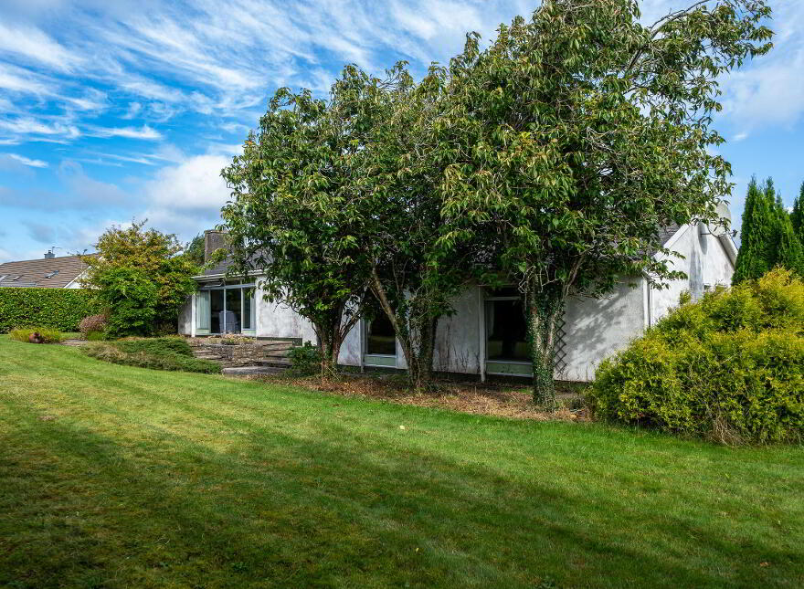 Mount Vista, Creaghduff, Coosan, Athlone, N37E2Y3