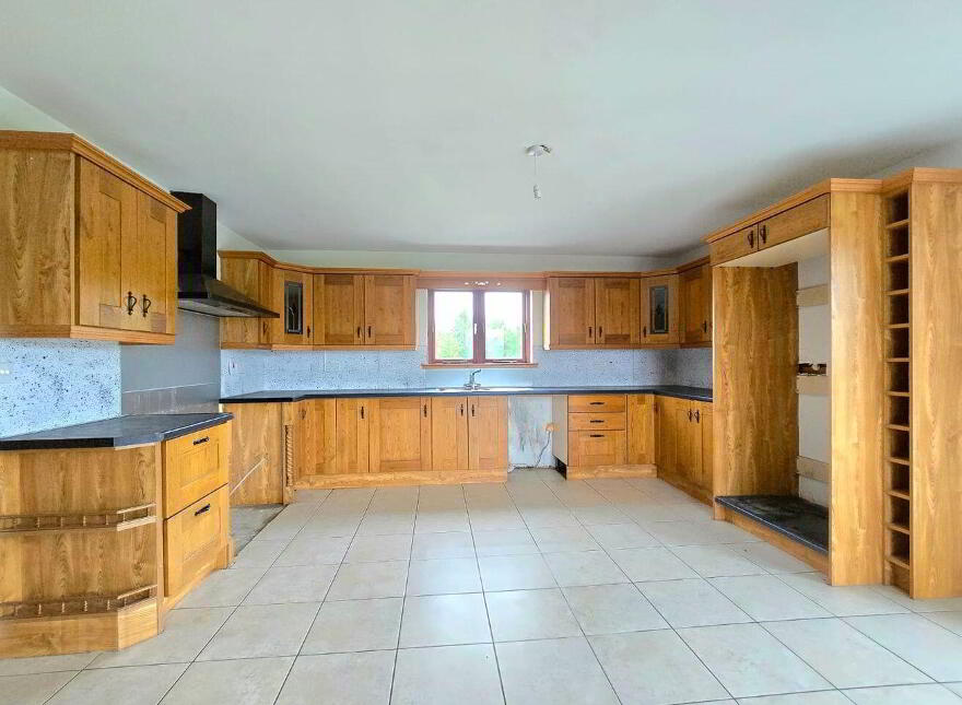Cloonconra, Newtown, F42YK09