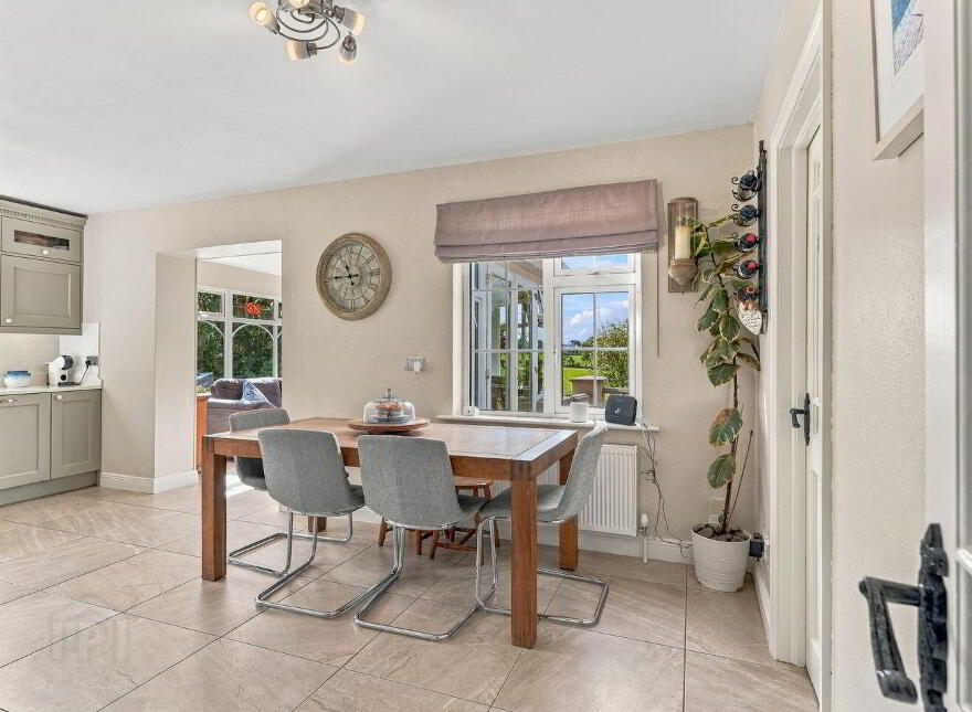 Coolishall Upper, Gorey, Y25K290