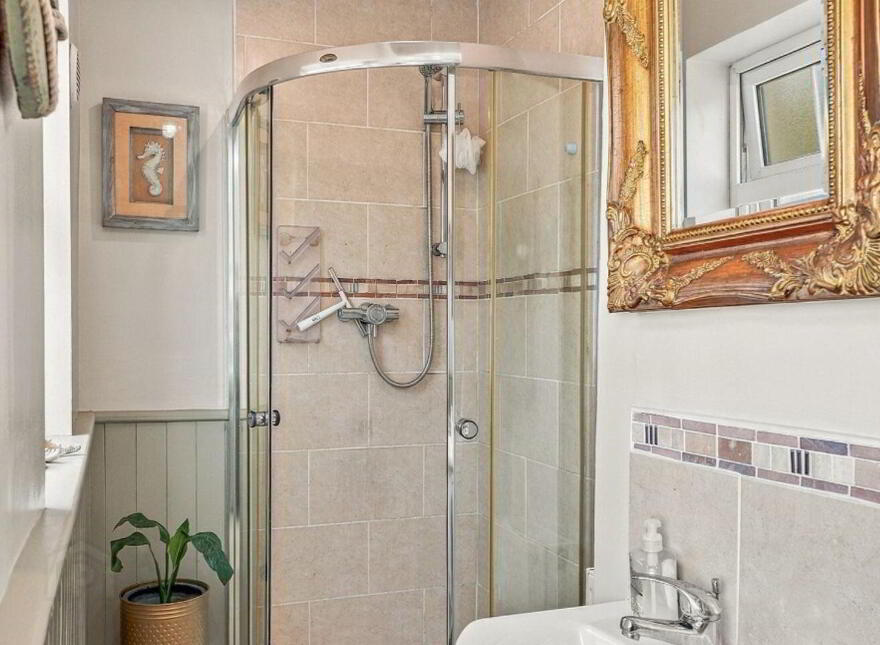 Coolishall Upper, Gorey, Y25K290