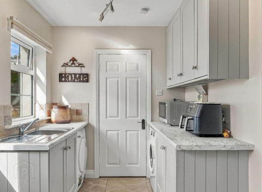 Coolishall Upper, Gorey, Y25K290