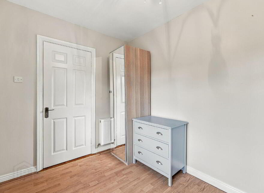 Coolishall Upper, Gorey, Y25K290
