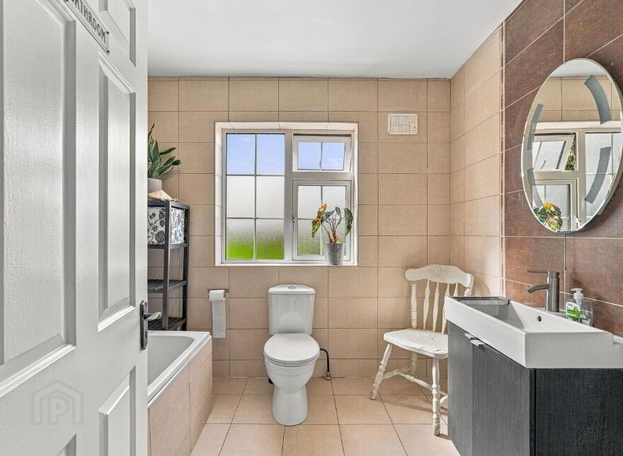 Coolishall Upper, Gorey, Y25K290