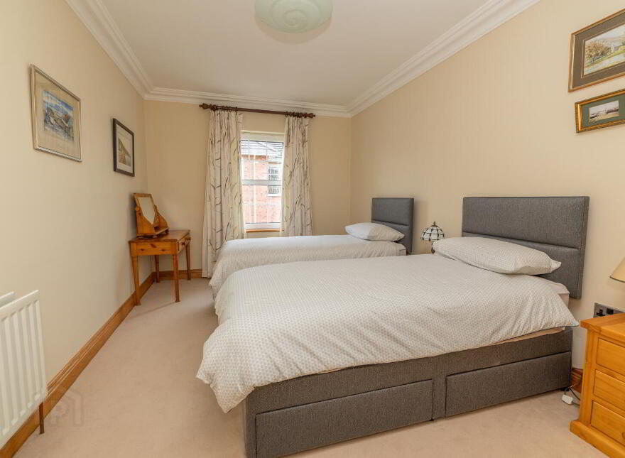 The Penthouse, 18 Seafields Court, Warrenpoint, Newry, BT34 3XB