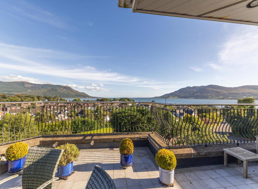The Penthouse, 18 Seafields Court, Warrenpoint, Newry, BT34 3XB