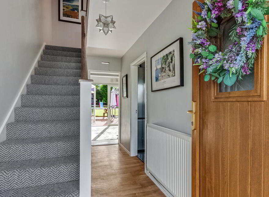 30 Broadway Avenue, Carrickfergus, BT38 8DD