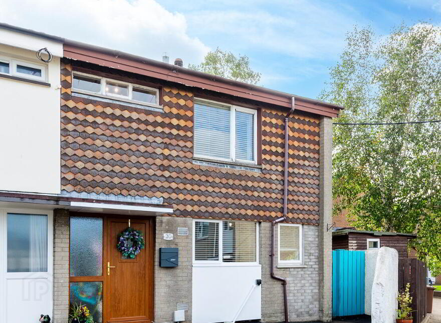 30 Broadway Avenue, Carrickfergus, BT38 8DD