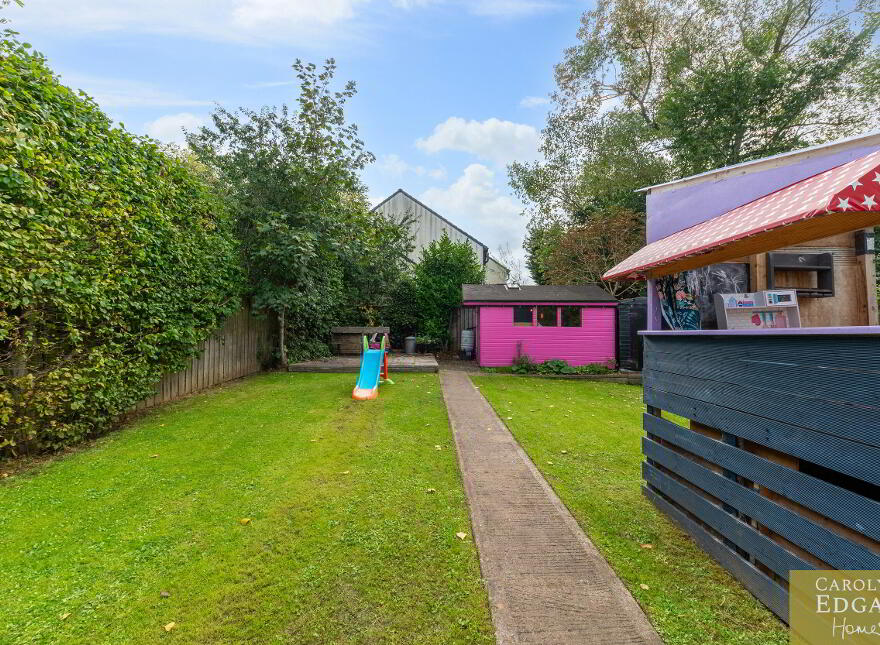 30 Broadway Avenue, Carrickfergus, BT38 8DD