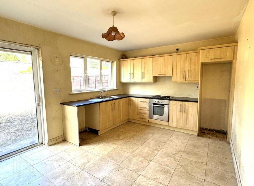29 Mullaunmore, Ballon, R93RT44