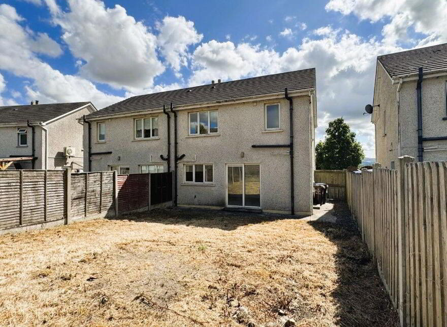 29 Mullaunmore, Ballon, R93RT44