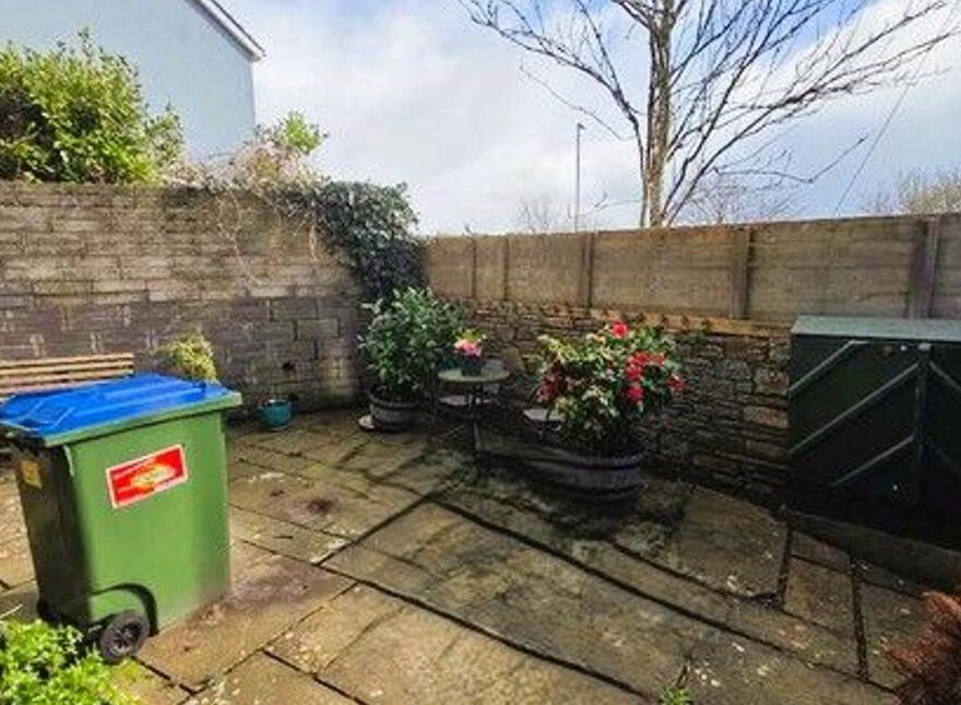 5 Ceol Na Habhainn, Bridge Street, Ballineen, P47KD30