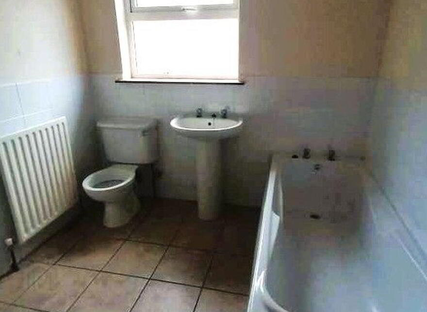 16 Westpoint Manor, Quigley's Point, F93W983