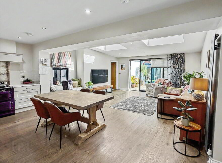 32 Tamworth Crescent, Derry/Londonderry, BT47 5HG