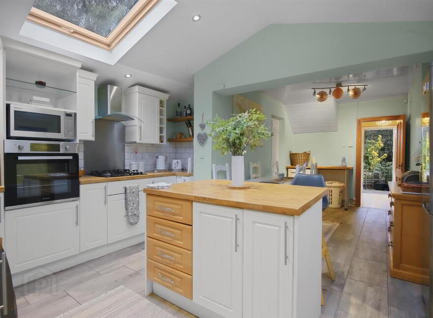 35 Waveney Avenue, Belfast, BT15 4FR