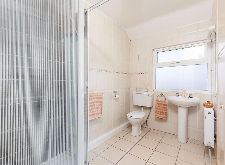 210 Pearse Road, Ballyphehane, The Lough, T12F803
