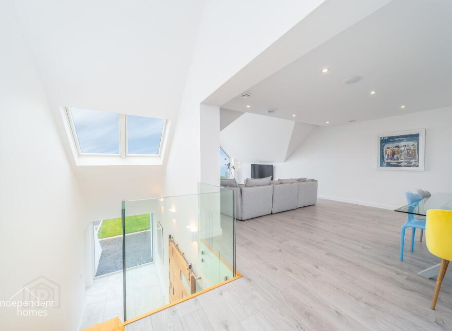15 Blackcave North, Larne, BT40 1TP