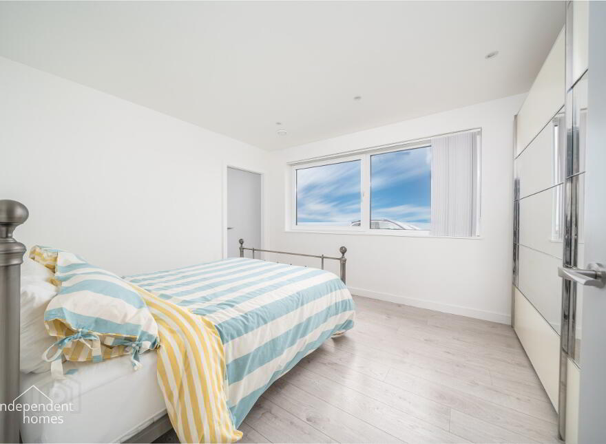 15 Blackcave North, Larne, BT40 1TP
