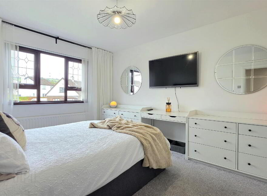 31 Copperwood Road, Carrickfergus, BT38 9EU