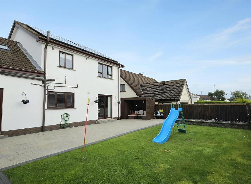 31 Copperwood Road, Carrickfergus, BT38 9EU