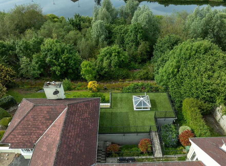 Treacy & Mullins Solictors, Saint Michael's, Waterford Road, Carrickbeg, E32Y981