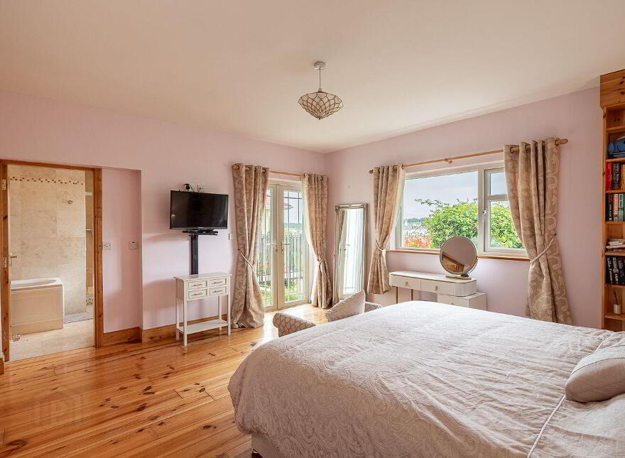 Treacy & Mullins Solictors, Saint Michael's, Waterford Road, Carrickbeg, E32Y981