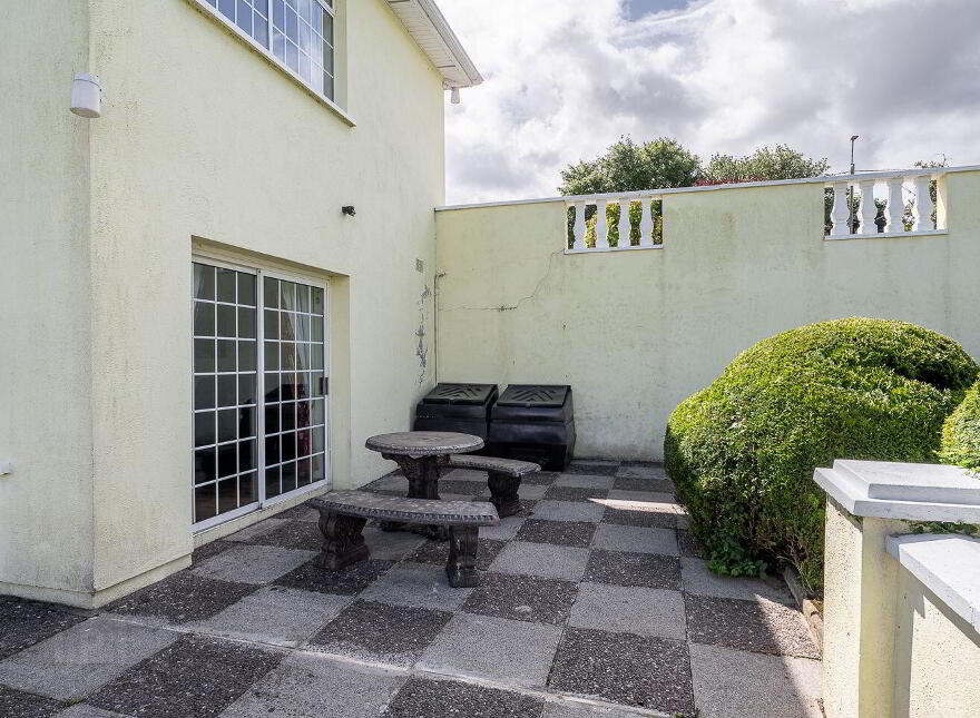 Treacy & Mullins Solictors, Saint Michael's, Waterford Road, Carrickbeg, E32Y981