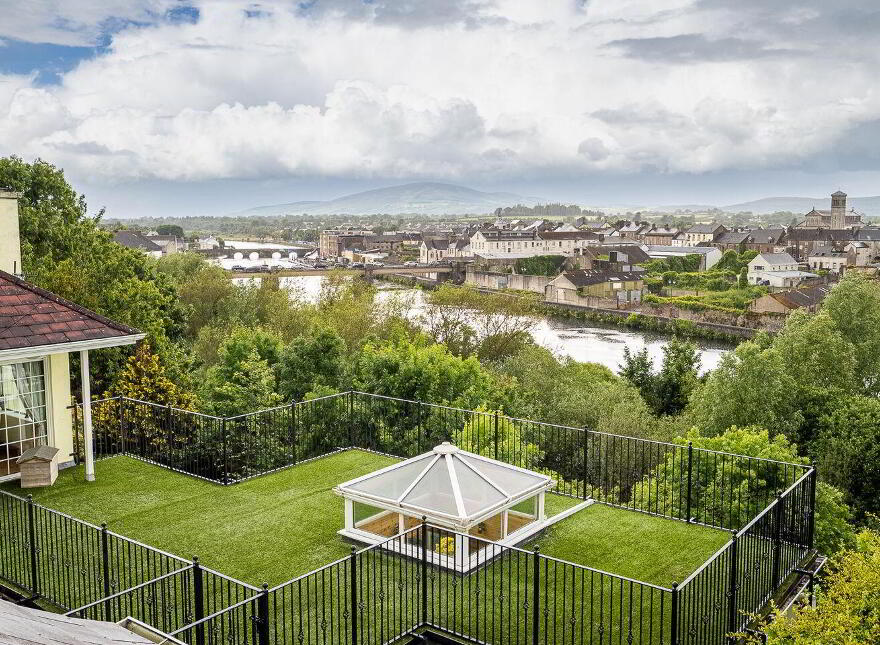 Treacy & Mullins Solictors, Saint Michael's, Waterford Road, Carrickbeg, E32Y981