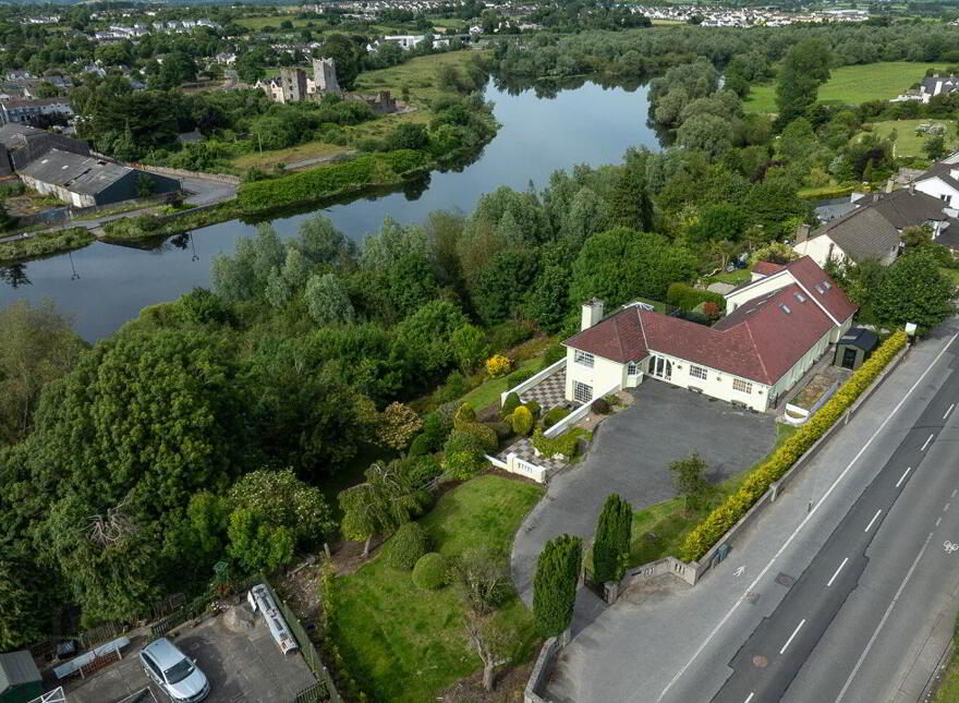 Treacy & Mullins Solictors, Saint Michael's, Waterford Road, Carrickbeg, E32Y981