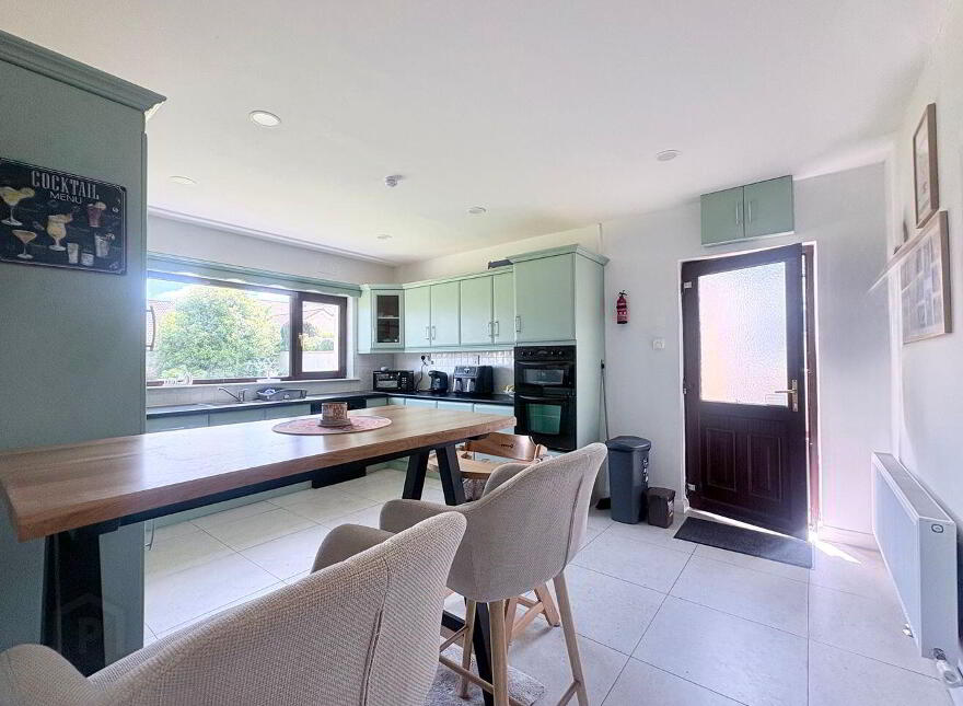 Roseville, 11 Woodlands Heights, Carrick-Beg, Carrick-On-Suir, E32RX75