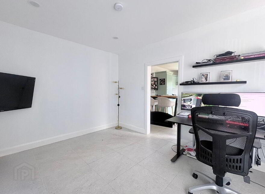 Roseville, 11 Woodlands Heights, Carrick-Beg, Carrick-On-Suir, E32RX75