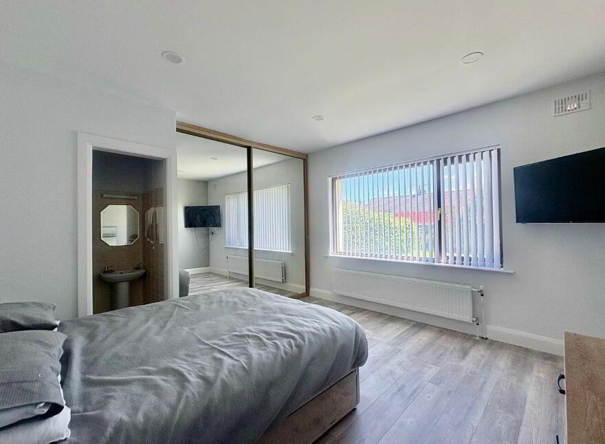 Roseville, 11 Woodlands Heights, Carrick-Beg, Carrick-On-Suir, E32RX75