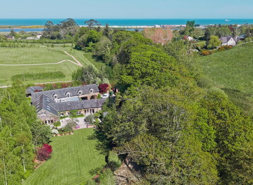 Luxury Lodge Wicklow, Wicklow Town photo