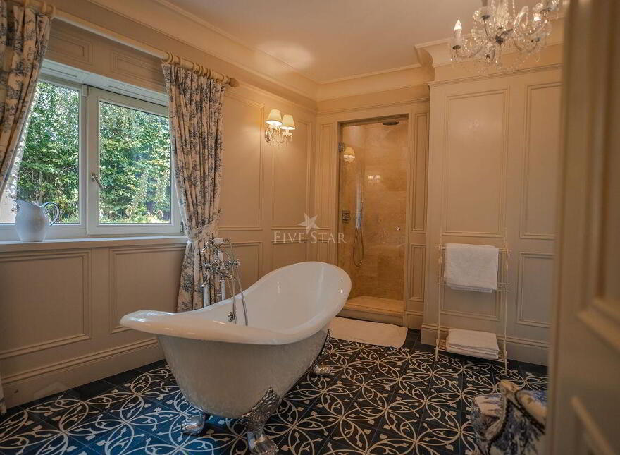 Luxury Lodge Wicklow, Wicklow Town