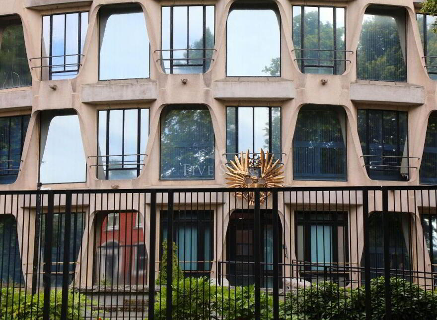 Embassy Residence, Raglan Lane, Ballsbridge photo