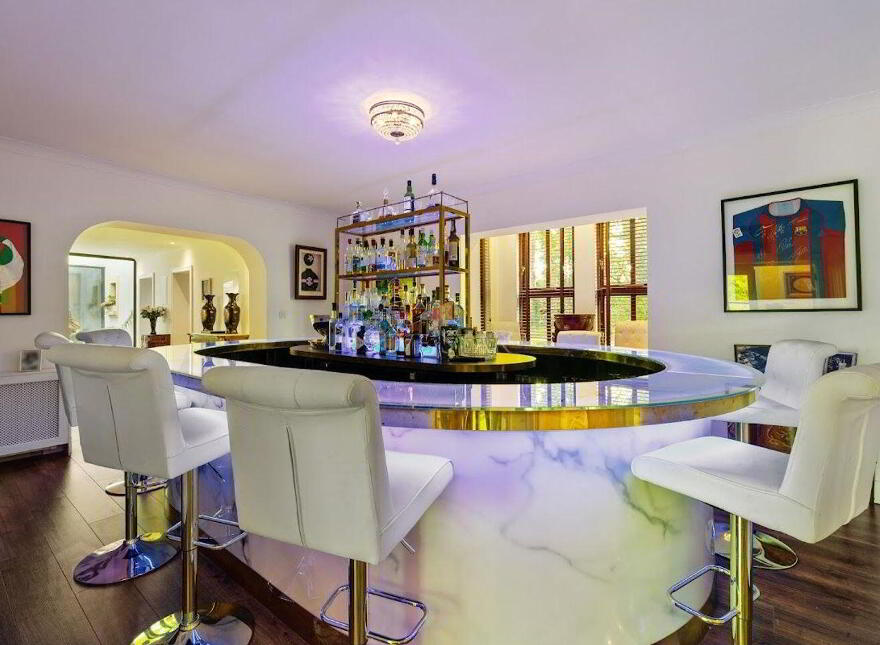 Luxury Coastal Residence & Gardens, Seafield, 2 Shankill, Shankill