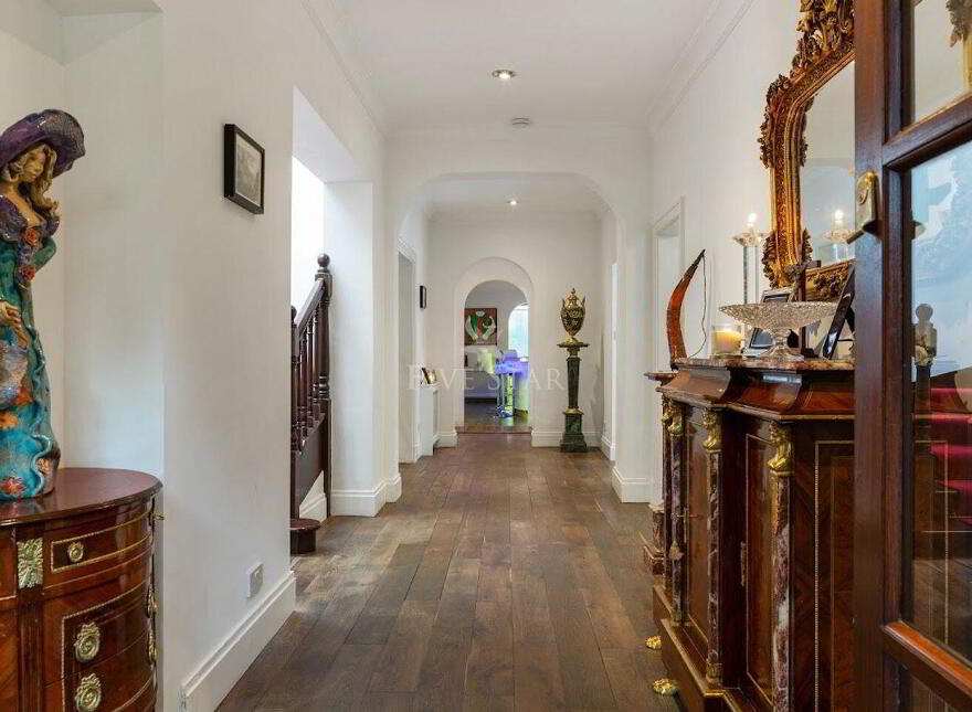 Luxury Coastal Residence & Gardens, Seafield, 2 Shankill, Shankill